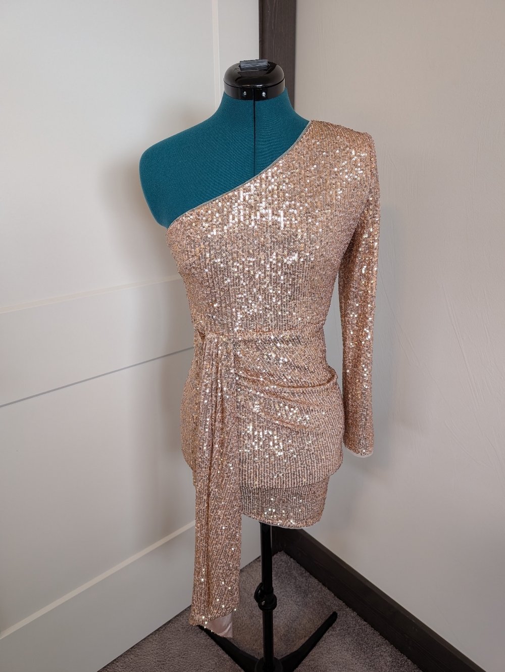 Sequin One-Shoulder Mini Dress in Gold